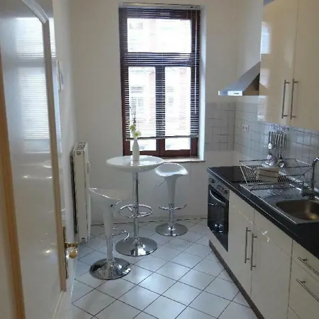 Ferienwohnung Luppesuite Kunstlerviertel Altlindenau